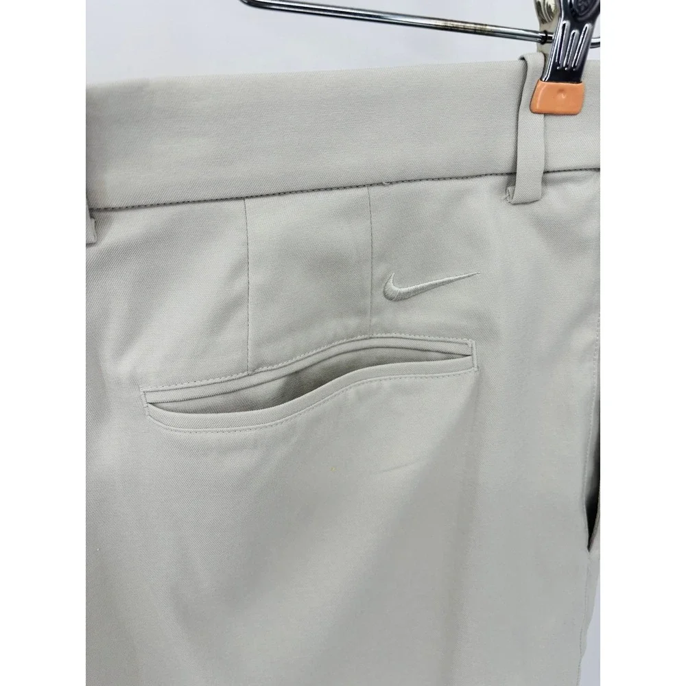Nike Dri Fit Mens Shorts 34 Tan Khaki Golf Standard Fit Logo Pockets RN56323